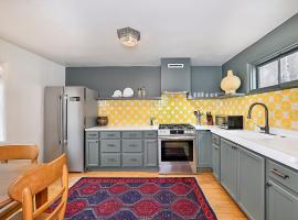 Dos Hermanas Casita 3 Downtown Courtyard, hotel in Santa Fe