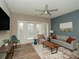 Landing Modern Apartment with Amazing Amenities (ID3524)