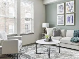 Landing Modern Apartment with Amazing Amenities (ID7846X33)