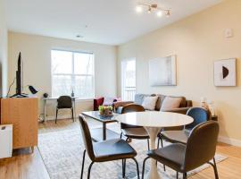 Landing Modern Apartment with Amazing Amenities (ID7221X88), hotel di Frederick