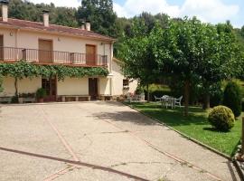 La Badia, rumah liburan di Sant Feliu de Pallerols