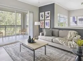 Landing Modern Apartment with Amazing Amenities (ID1276X306)