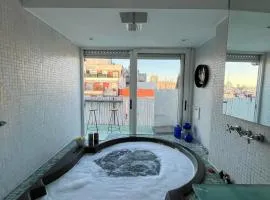 Apart Recoleta con jacuzzi y balcón con parrilla propio