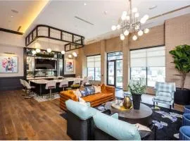 Charming 1BR 1BA Apartment Near Downtown Cincinnati