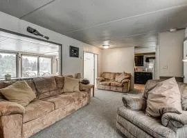 Rhinelander Vacation Rental with Yard on Venus Lake!