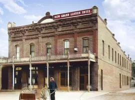 The Historic Grand Canyon Hotel