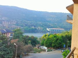 LAKE VIEW STUDIO APARTMENT, hotel in Lavasa