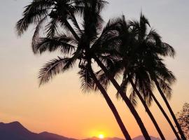 Cardwell Beachfront Motel