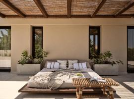 Ananta Blue Residence, hotel in Argasi