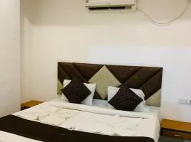 1 Bhk Apartment 200 mtr from beach