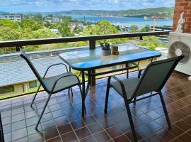 Gosfords Best Location with Views, hotel v destinaci Gosford