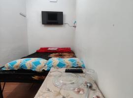 Small room, ξενοδοχείο στην Καλκούτα