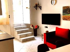 Vacation Apartment near the Sea, pet-friendly hotel in Kalives Poligirou