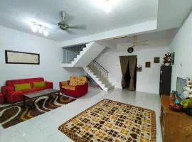 Sobey Laris Homestay TAIPING