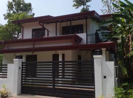 Villa in Yakkala, Gampaha, hotel v destinaci Yakwala