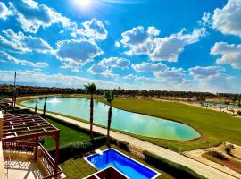 6 Brs Villa W/ Private Pool - Sandy beach - WiFi, biệt thự ở Ain Sokhna