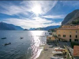 Mansarda in centro Menaggio con spiaggia privata e possibilità garage