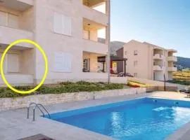 Sea view & pool studio by Pag tours