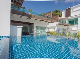 Penthouse Kamala Falls 260mq, hotel murah di Ban Nakhale