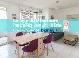 La loge du Minotaure, parking et bureaux