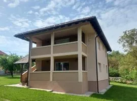 APARTMAN FENIKS