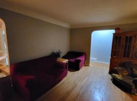 A Place to Call Home, sted med privat overnatting i Edmonton