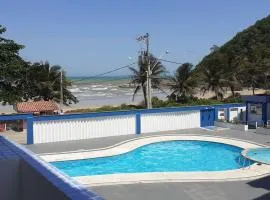 Apartamento 101 com vista da piscina e mar