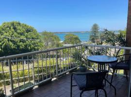 Mindy's by the beach, hotel din East Ballina