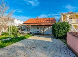 Holiday house with a parking space Vir - 22396