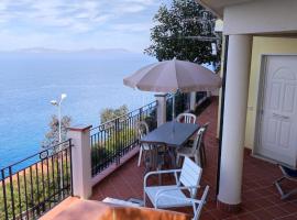 Nicoletta, holiday home sa Piraino