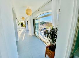 Villa Montalbo vue mer de 2 à 10 personnes, holiday home in Cargèse