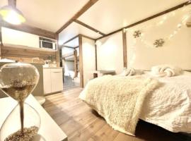 New, terrasse, vue Mont Blanc, cheap hotel in Chamonix