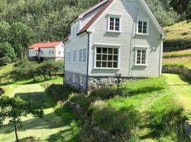 Flørli 4444 Lysefjorden - Director's residence, hotel Sandnesben