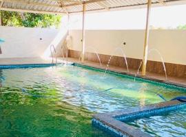 Charming “Nature’s Craft Homestay Retreat”, hotel in Manipala