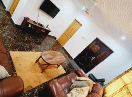 Malikia apartment 2 Ess – apartament w mieście Mbarra Kunku