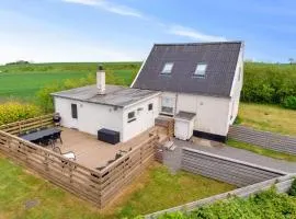 3 Bedroom Lovely Home In Allinge