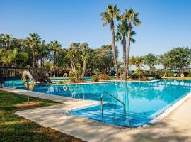 Awesome Home In Cartaya With Kitchenette, hotel din Cartaya