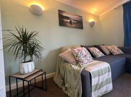 Top Location Perranporth Apartment, hotell i Perranporth