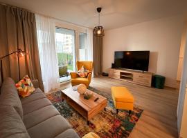 Dzīvoklis Quiet Apartment with Garden and Free Parking pilsētā Trnava