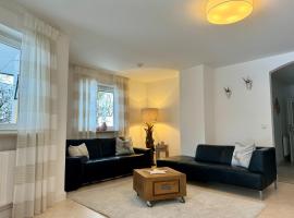 Ferienwohnung Gary mit zwei Terrassen und Garten