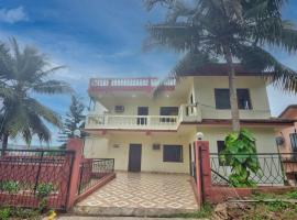 Hilltop 3BHK Villa With Private Pool Near Candolim, hotel in Candolim