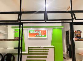 RUMAH 25 SYARIAH, habitación en casa particular en Bukittinggi