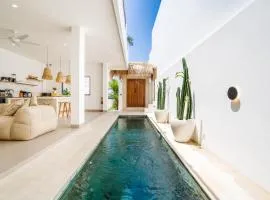 Villa Valentina - 2 bedroom private luxury villa in Canggu quiet area