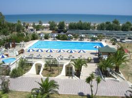 Pellegrino Village, hotel in Vieste
