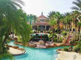 Villas at Regal Palms-4 Bedroom3.5 bath Townhouse, hotel en Davenport