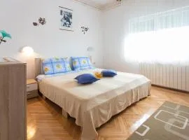 Nice and spacious apartment- Silvio 2