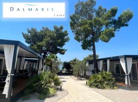 Dalmaris camp - prestige mobile homes Biograd na Moru, hotel v destinácii Biograd na Moru