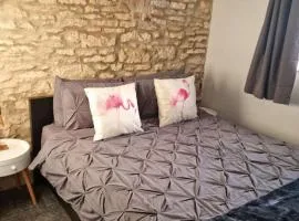 Flamingos Nest Oxford Countryside Apartment Oxford - Bicester Village - Blenheim Palace - WiFi- Free Parking