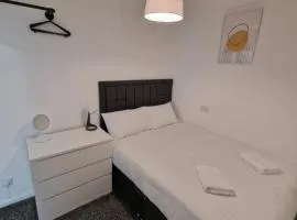 Modern 1BR Getaway Near Local Amenities