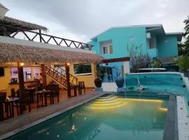 Island Luxury Dive Hotel - Fulhadhoo, готель з басейнами у місті Фулгадго